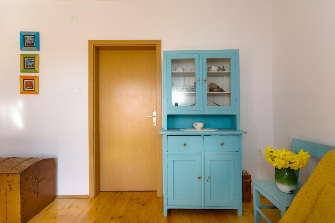 Apartment Ane Kras Ngoại thất bức ảnh