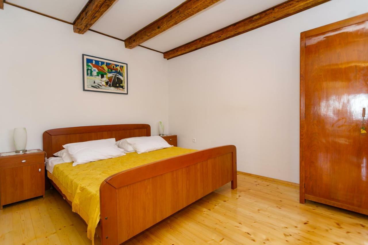 Apartment Ane Kras Ngoại thất bức ảnh